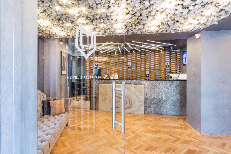 Venis Boutique Residence - Lobi