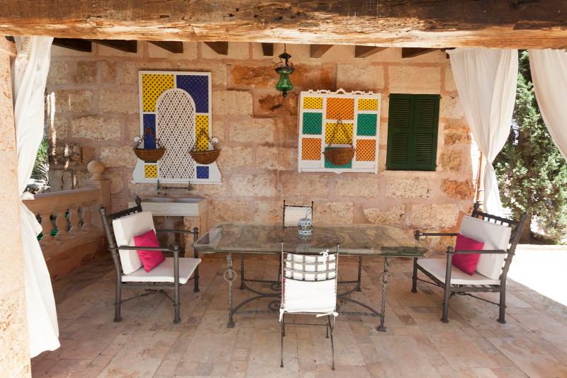 Es Revellar Art Resort - Oda