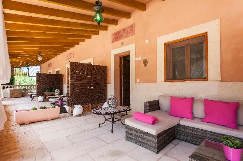 Es Revellar Art Resort - Oda