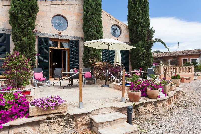Es Revellar Art Resort - Teras