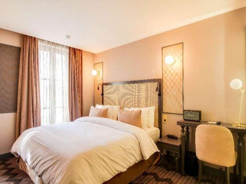Mom'Art Hotel - Oda