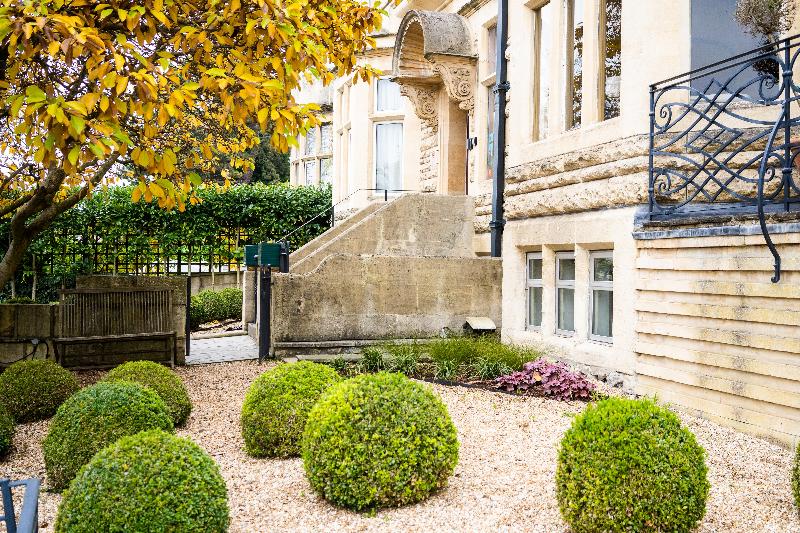 Brooks Guesthouse Bath - Genel