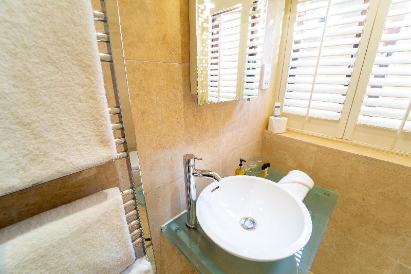 Brooks Guesthouse Bath - Oda