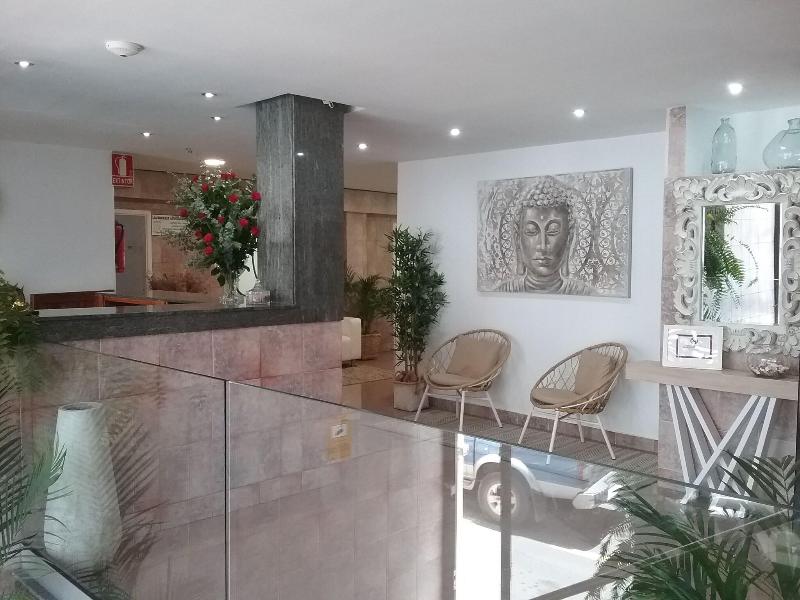 Hostal Residencia Cardona - Genel