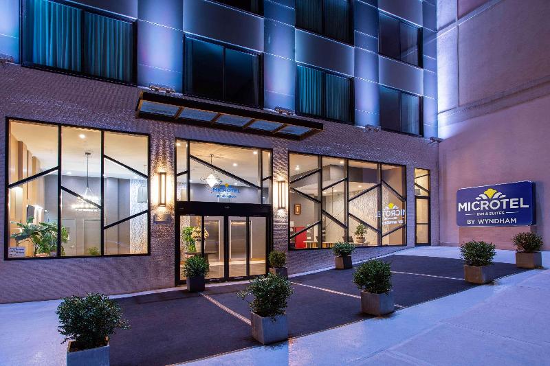 Microtel Inn by Wyndham Long Island City - Genel