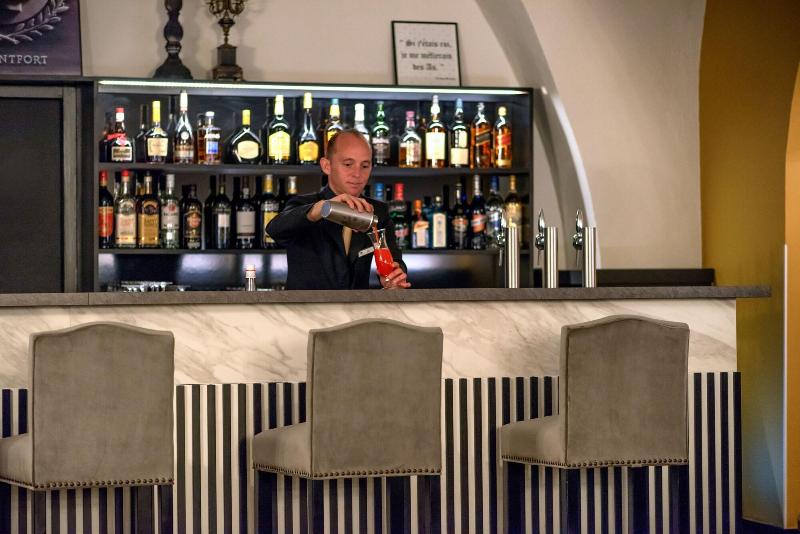 SOWELL COLLECTION Hotel du Roi & Spa - Bar