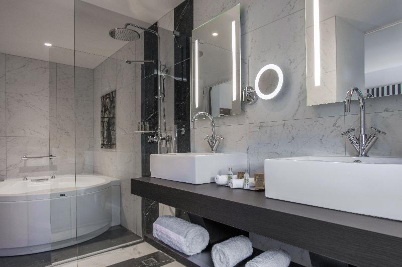 SOWELL COLLECTION Hotel du Roi & Spa - Oda