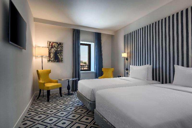 SOWELL COLLECTION Hotel du Roi & Spa - Oda