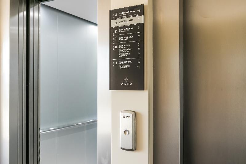 Oporto Airport & Business Hotel - Lobi