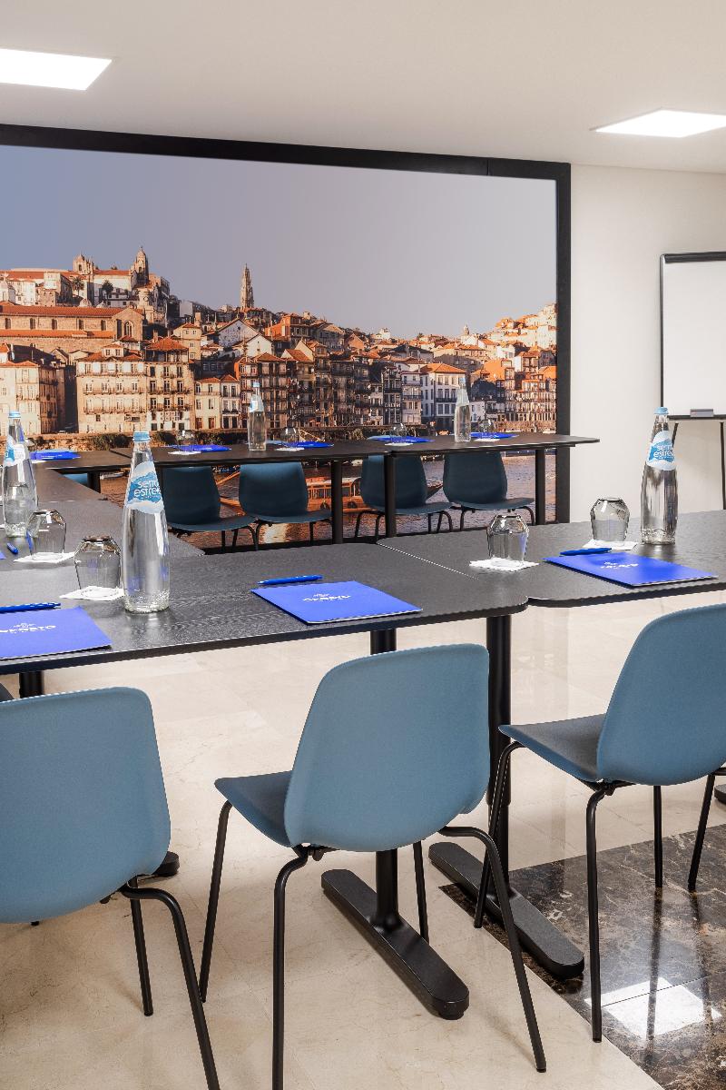 Oporto Airport & Business Hotel - Toplantı