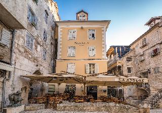 Plaza Marchi Old Town - Quaint & Elegant Hotels fotoÄŸrafÄ±