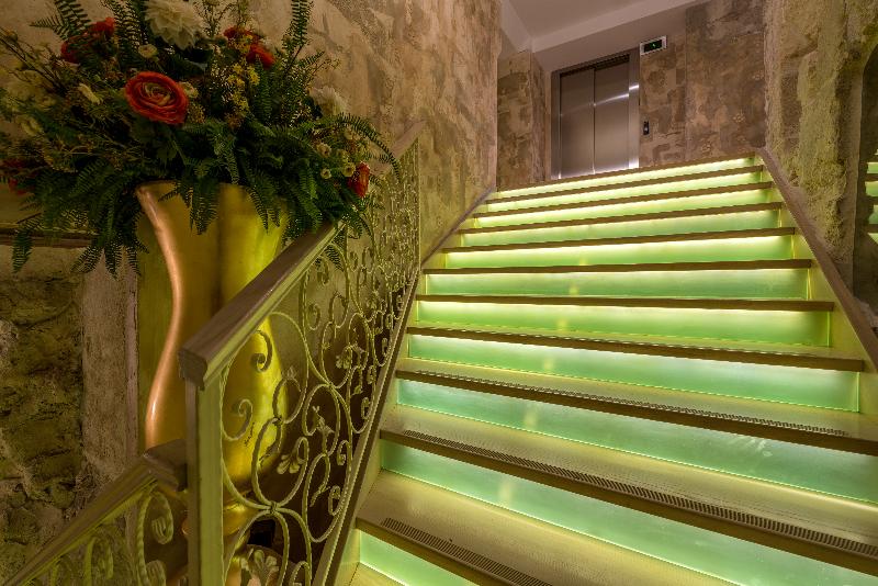 Plaza Marchi Old Town - Quaint & Elegant Hotels - Genel