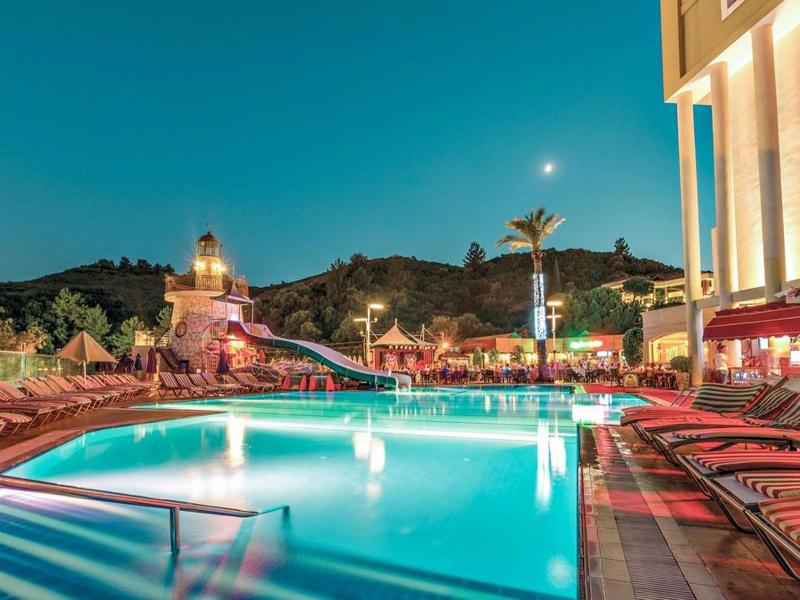 Grand Cettia Hotel - Havuz