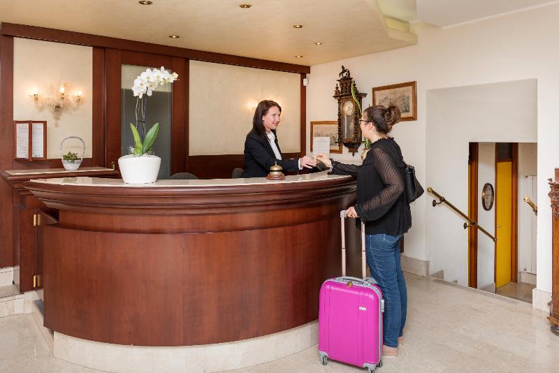 Hotel San Pancrazio - Lobi