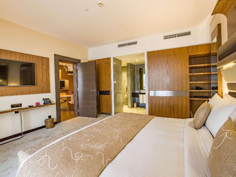 Movenpick Hotel Du Lac Tunis - Oda