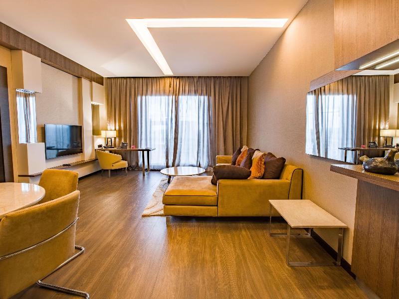 Movenpick Hotel Du Lac Tunis - Oda