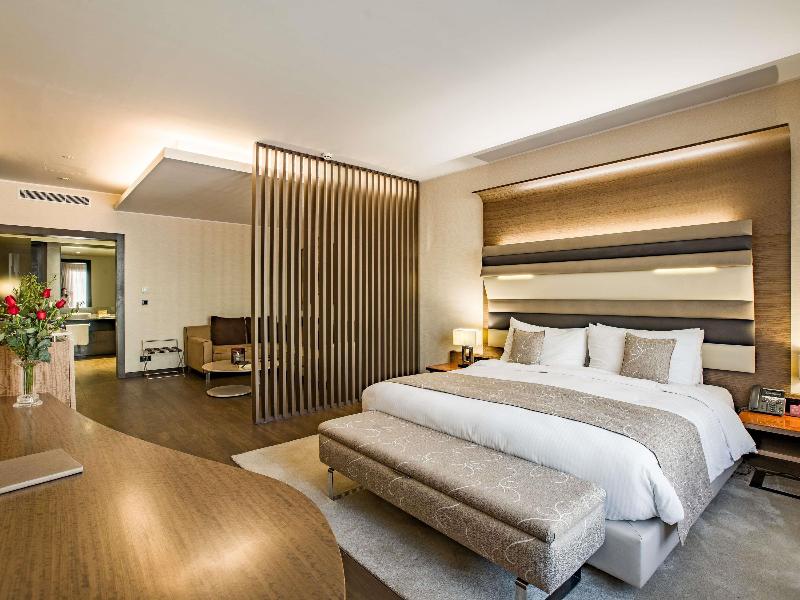 Movenpick Hotel Du Lac Tunis - Oda