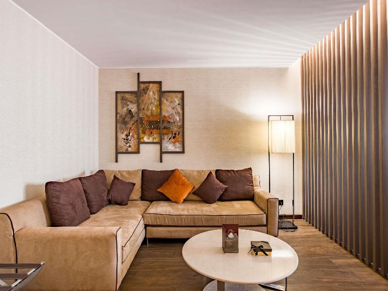 Movenpick Hotel Du Lac Tunis - Oda