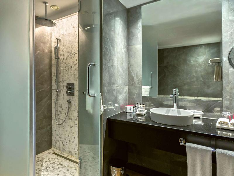 Movenpick Hotel Du Lac Tunis - Oda