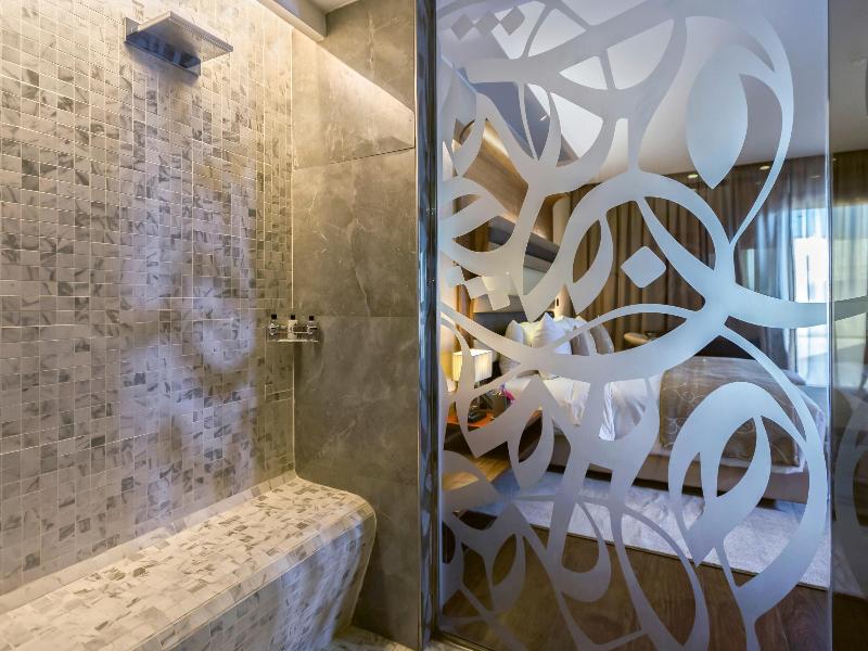 Movenpick Hotel Du Lac Tunis - Oda