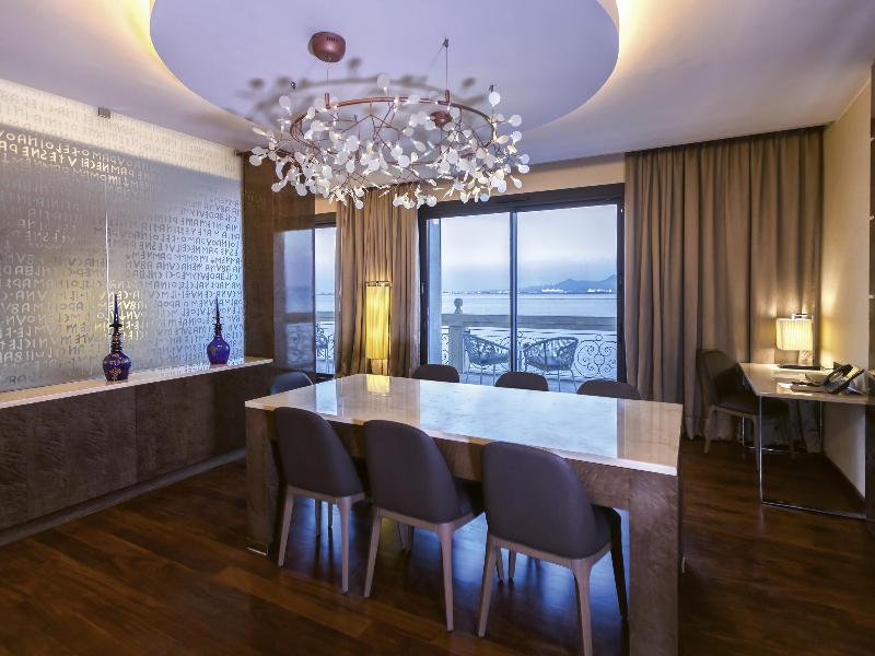 Movenpick Hotel Du Lac Tunis - Oda