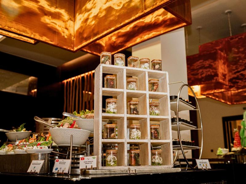 Movenpick Hotel Du Lac Tunis - Restoran