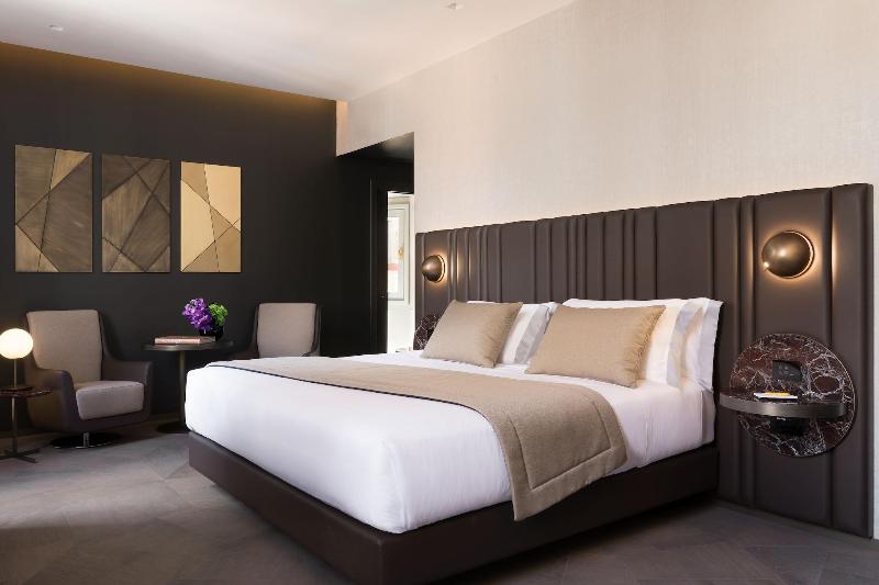 The Pantheon Iconic Rome Hotel - Oda