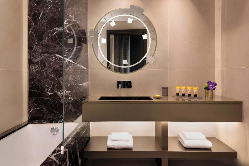 The Pantheon Iconic Rome Hotel - Oda
