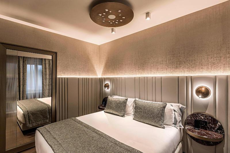 The Pantheon Iconic Rome Hotel - Oda