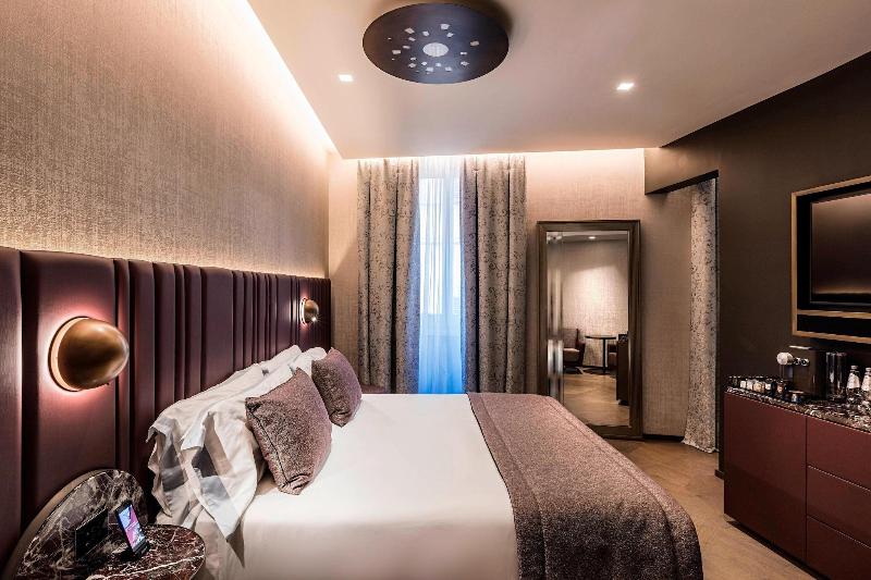 The Pantheon Iconic Rome Hotel - Oda