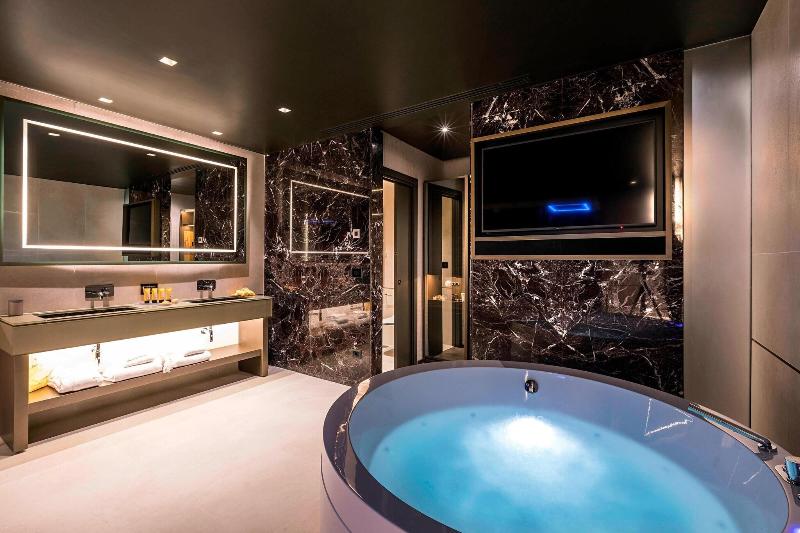 The Pantheon Iconic Rome Hotel - Oda