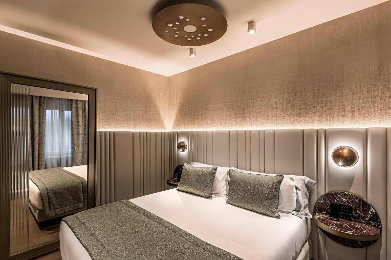 The Pantheon Iconic Rome Hotel - Oda