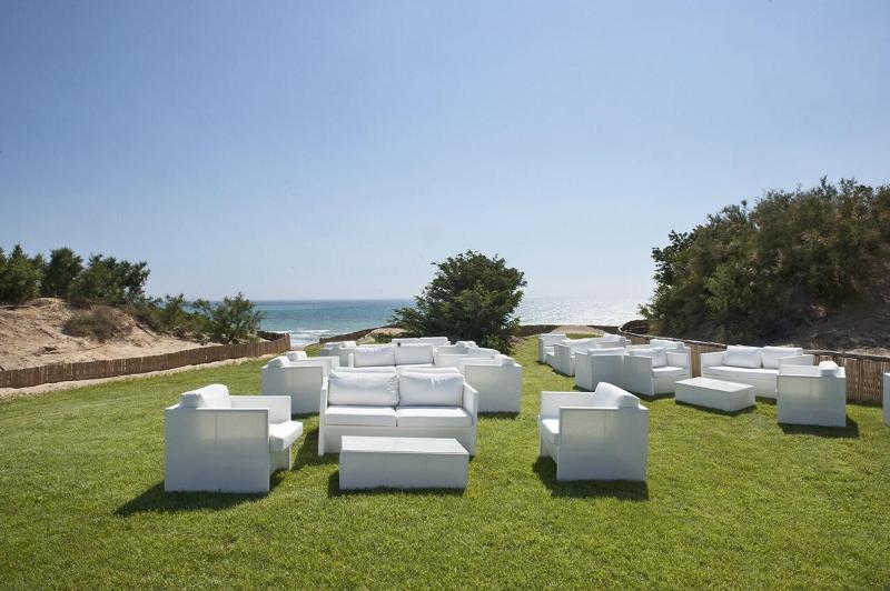 Modica Beach Resort - Genel