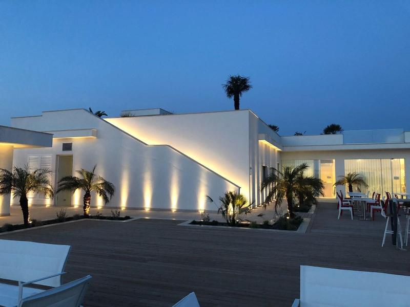 Modica Beach Resort - Genel