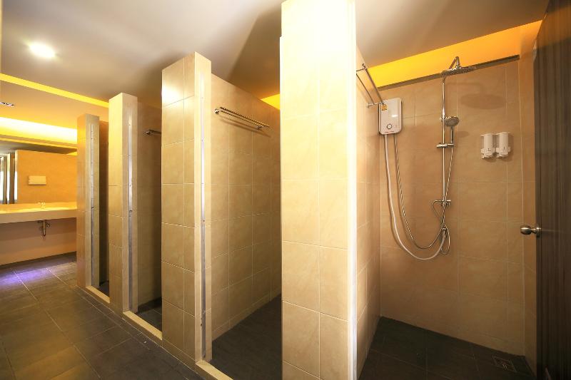 Tuk Tuk Hostel by ZUZU - Oda