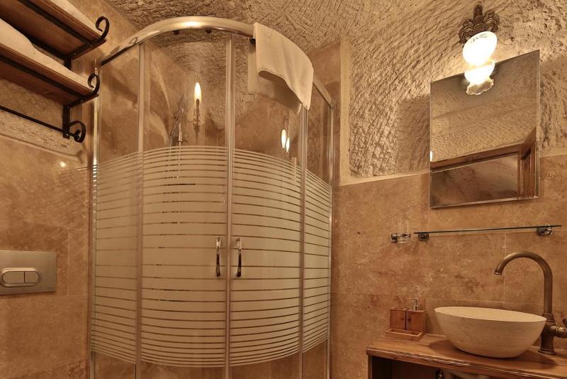 The Owl Cave Hotel - Oda