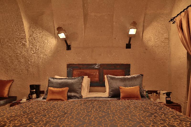 The Owl Cave Hotel - Oda