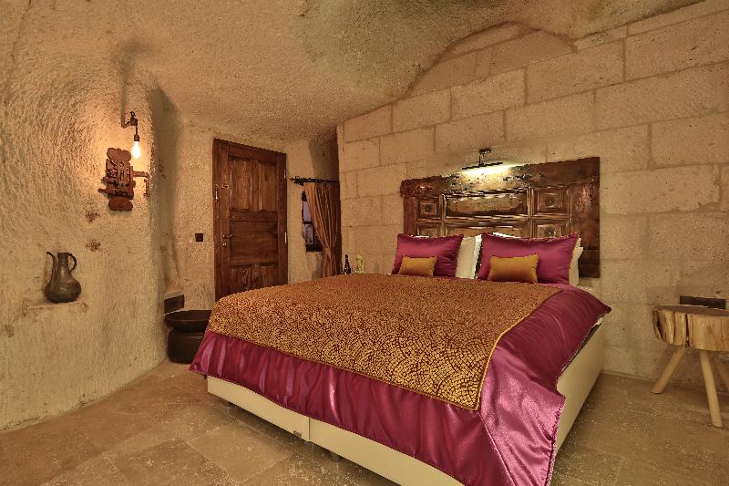 The Owl Cave Hotel - Oda