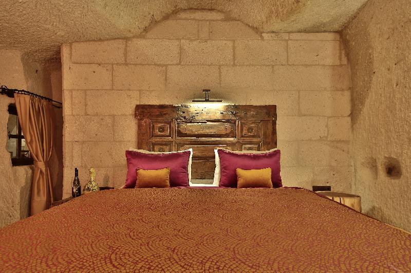 The Owl Cave Hotel - Oda
