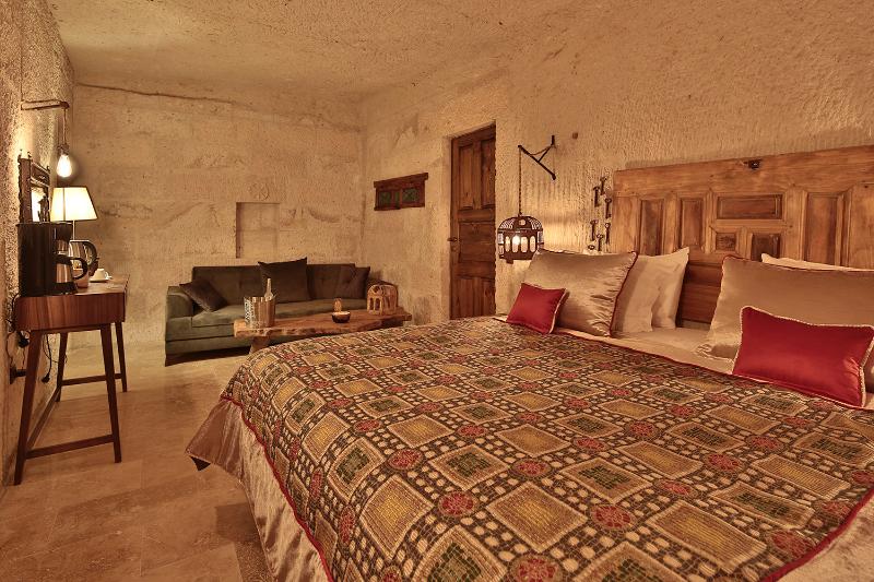 The Owl Cave Hotel - Oda