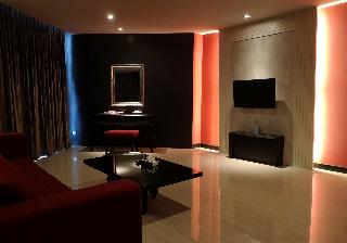 Tsix5 Quarter fotoÄŸrafÄ±