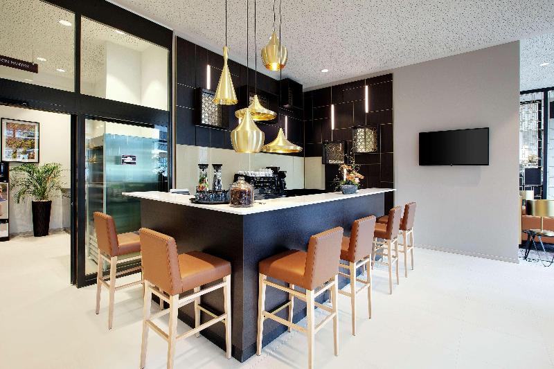 Hilton Garden Inn Zurich Limmattal - Lobi