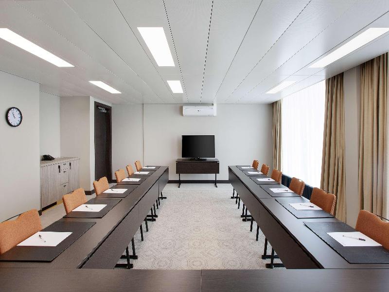 Hilton Garden Inn Zurich Limmattal - Toplantı