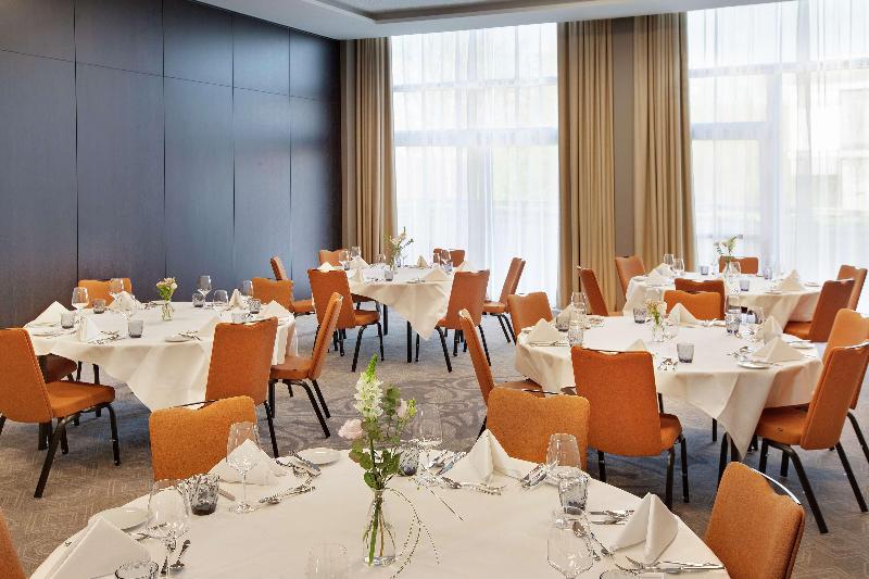 Hilton Garden Inn Zurich Limmattal - Toplantı
