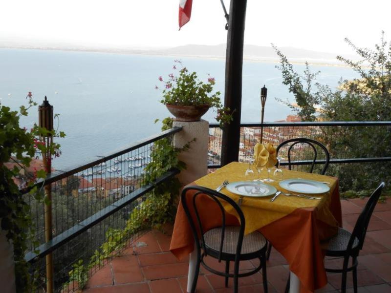 Vittoria Porto Santo Stefano - Teras