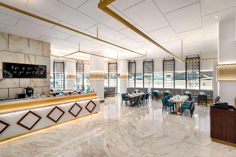 Wyndham Doha West Bay - Restoran