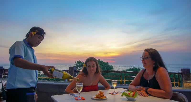 Sulis Beach Hotel and Spa - Restoran