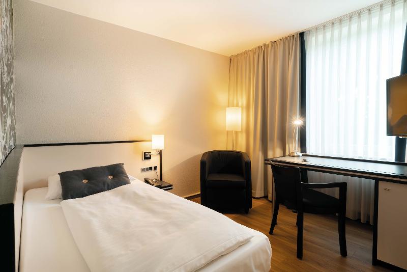 Seminaris Hotel Bad Honnef - Oda