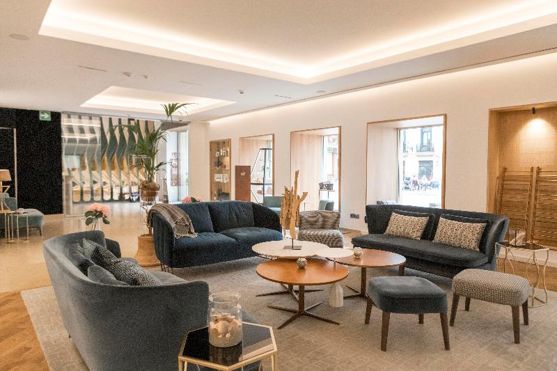 Lasala Plaza Hotel - Adults Only - Lobi