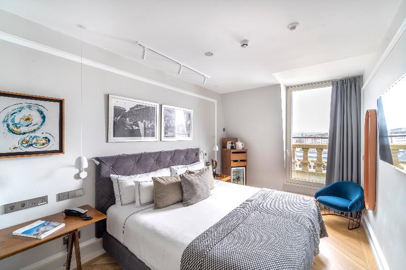 Lasala Plaza Hotel - Adults Only - Oda